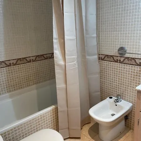 Отель Kaia 2*
